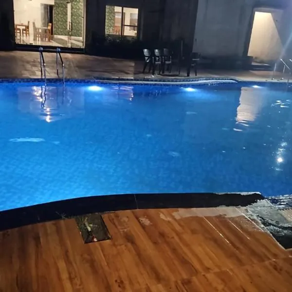 Corbett Crown Resort，位于兰纳加的酒店