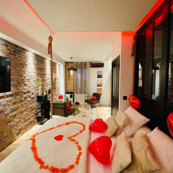 Saphir Spa - Sauna Balnéo Chromothérapie Massage，位于亚眠的酒店