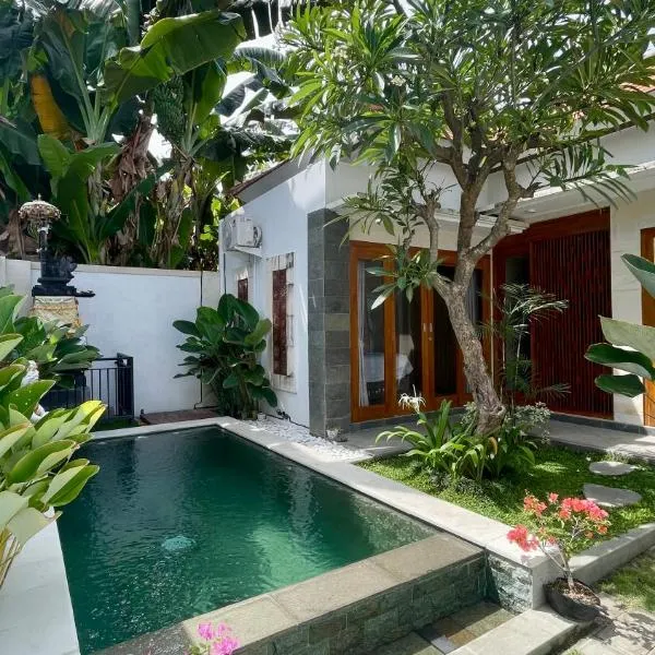Peaceful Tropical Villa with private pool，位于Panji的酒店