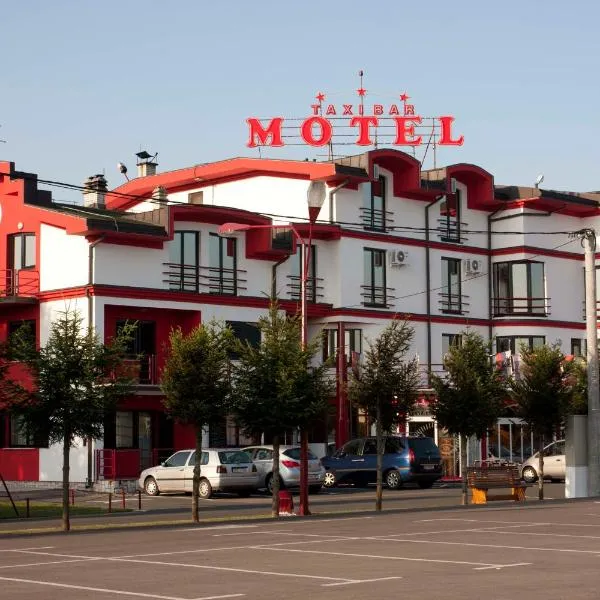 出租车酒吧汽车旅馆，位于Nova Topola的酒店
