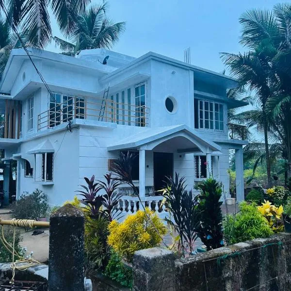 Yashonant Agro Farm and Homestay - Malgaon Sawantwadi，位于Sawantwadi的酒店