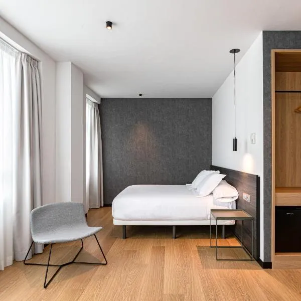 Hotel Forum Ceao，位于卢戈的酒店