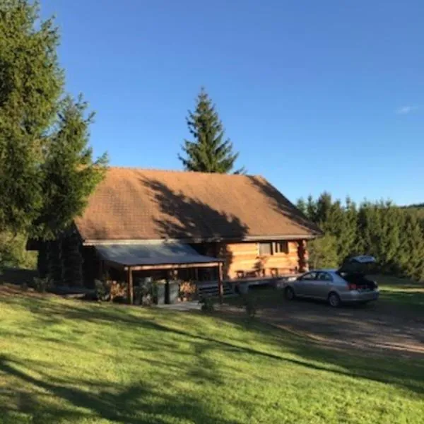 Chalet canadien en Morvan，位于Rouvray的酒店