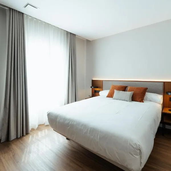 Apartamentos 2H LIVING，位于莱昂的酒店