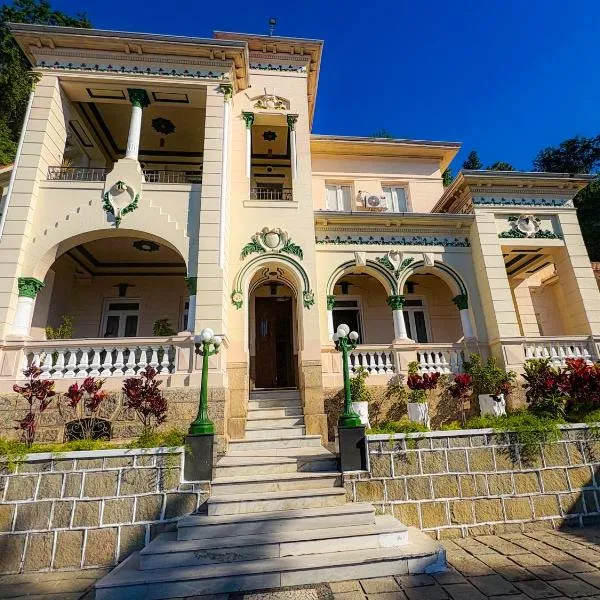 Casa das Luzes Hostel IVN，位于里约热内卢的酒店