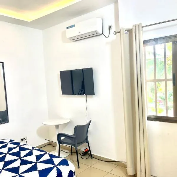 GUEST HOUSE TOKOIN Casablanca，位于洛美的酒店