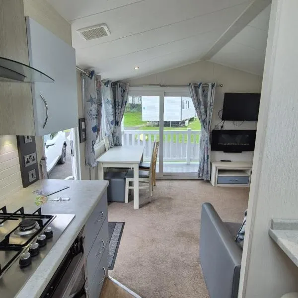 Caravan Bliss，位于Minishant的酒店