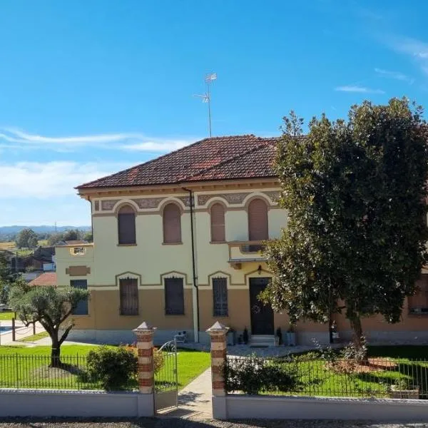La Corte del SignorB，位于Robella的酒店