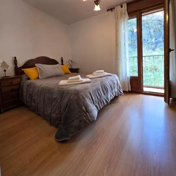 Casa Rural Raíces del Alto Tajo，位于Armallones的酒店
