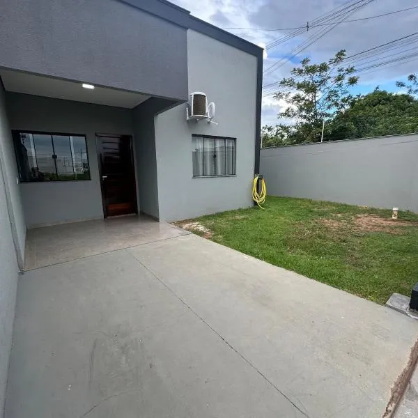 Casa vaga 2 carros ou caminhonete, 2 quartos, espaçosa, completa para 8 pessoas，位于锡诺普的酒店