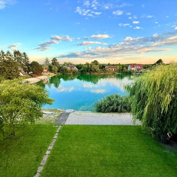 Seehaus 22- Lake house with private beach，位于Grafenwörth的酒店