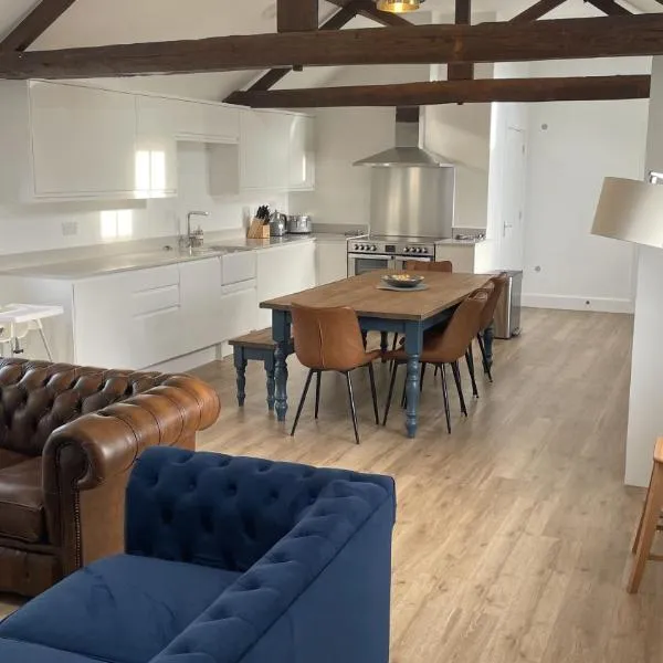 Eastfields Farm Barns，位于Melchbourne的酒店