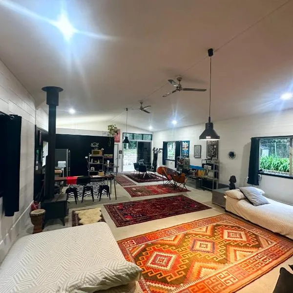 Bellingen Disco Studio，位于Gleniffer的酒店