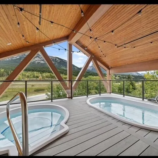 Luxury 2 Bedroom Mountain View Condo，位于坎莫尔的酒店