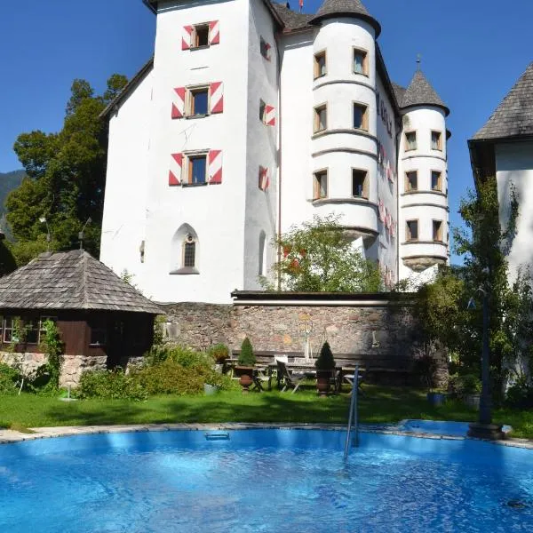 慕尼克奥城堡酒店，位于基茨比厄尔附近赖特的酒店