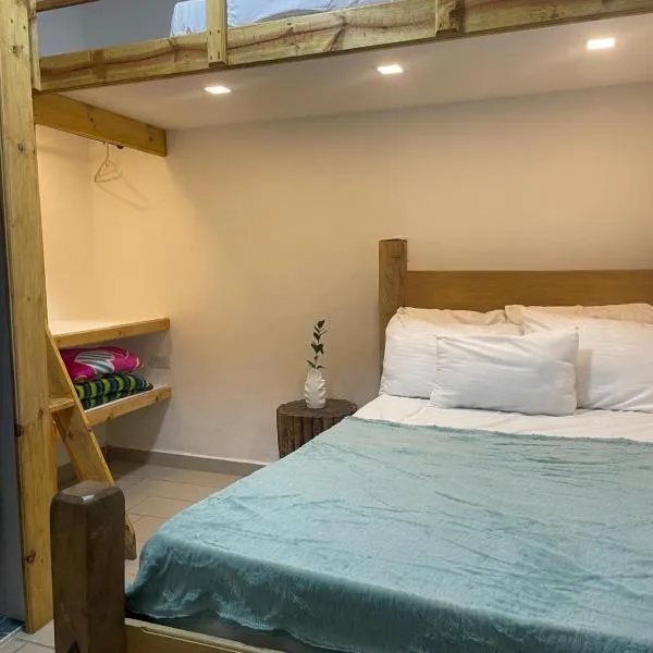 Casa Santa Rosa Garden，位于圣罗莎德卡瓦尔的酒店