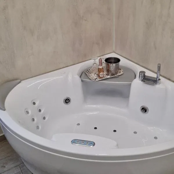 The Secret Garden，位于萨莱诺的酒店