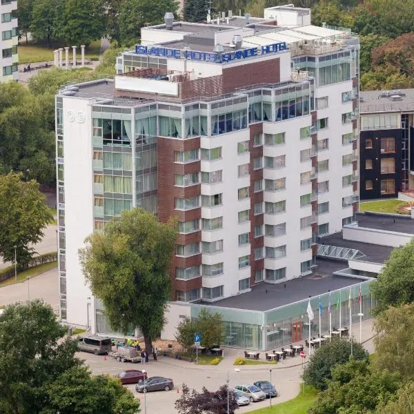 Riga Islande Hotel with FREE Parking，位于Rāmava的酒店