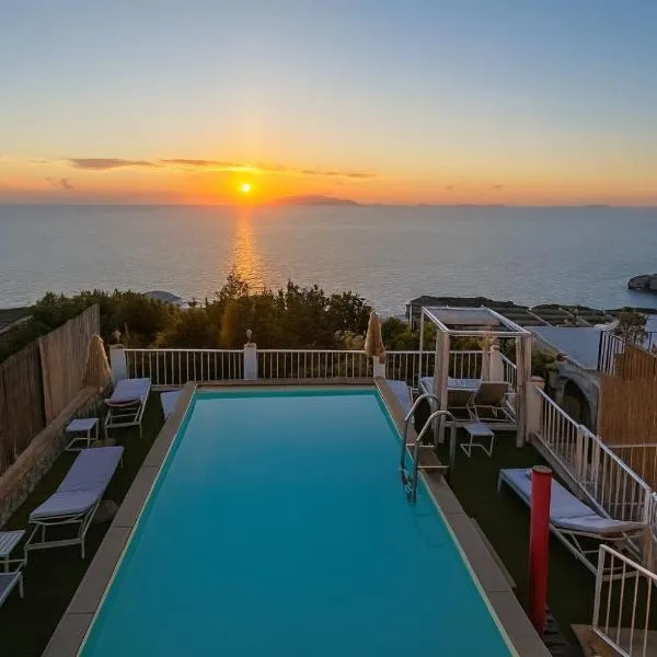 B&B La Danza del Mare，位于阿纳卡普里的酒店