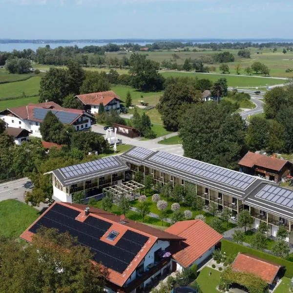 Das Exter - modernes Self Check-in Hotel am Chiemsee，位于于贝尔塞的酒店