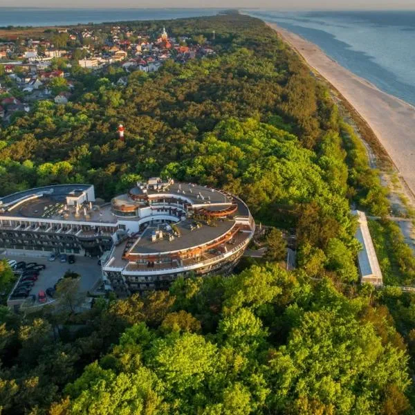 Hotel Dom Zdrojowy Resort & SPA - Destigo Hotels，位于亚斯塔尔尼亚的酒店