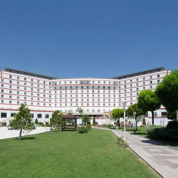 科尔温泉度假酒店，位于Gazligol的酒店