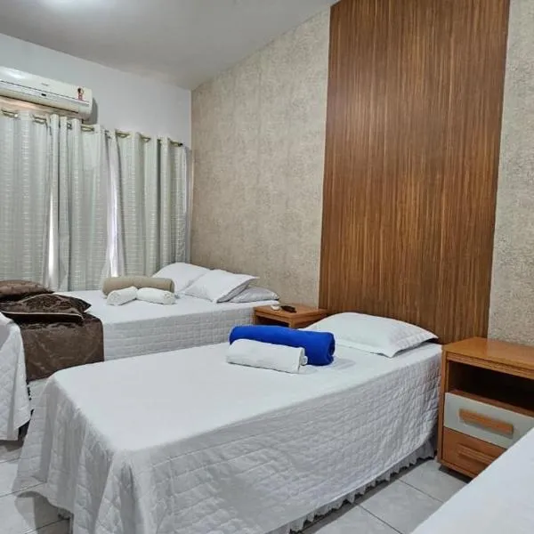 Hotel Familiar，位于萨利纳斯的酒店