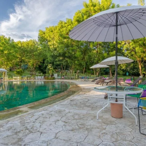 GHL埃尔蓬特酒店俱乐部，位于吉拉尔多特的酒店