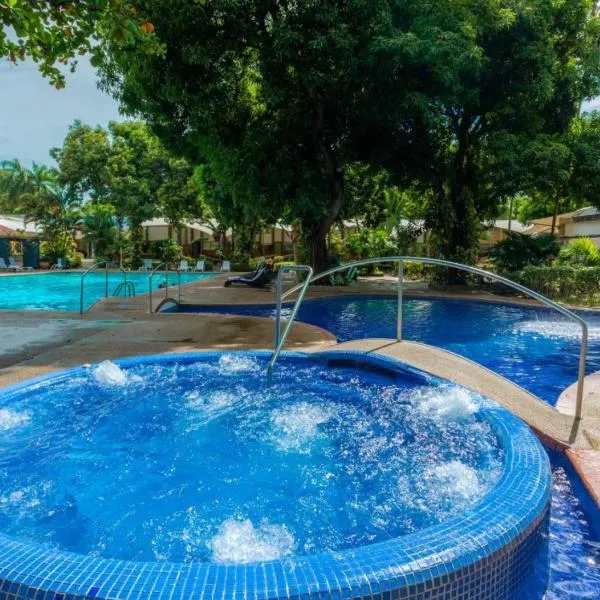 GHL埃尔蓬特酒店俱乐部，位于吉拉尔多特的酒店