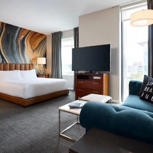 Archer Hotel Falls Church，位于费尔法克斯的酒店