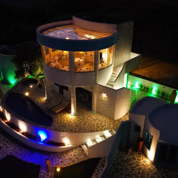 Olymp Spa Boutique Hotel，位于蒙蒂达斯加梅莱拉斯的酒店