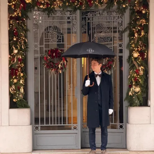 Chapeau Rouge par William Frachot - Hôtel Espace Bien-être & Restaurant étoilé，位于第戎的酒店