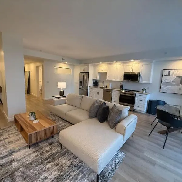 Halifax Waterfront 2 BR and 2 Bath with 6 appliances，位于哈利法克斯的酒店