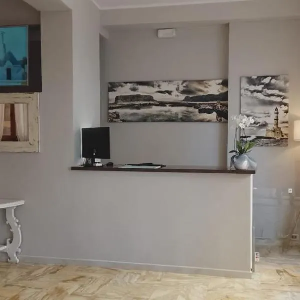 Hotel Sole，位于奥尔贝泰洛的酒店