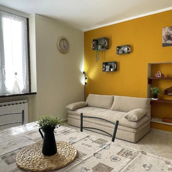 Cuore di Cairo - Bilocale vicino al centro storico，位于卡伊罗蒙泰诺泰的酒店