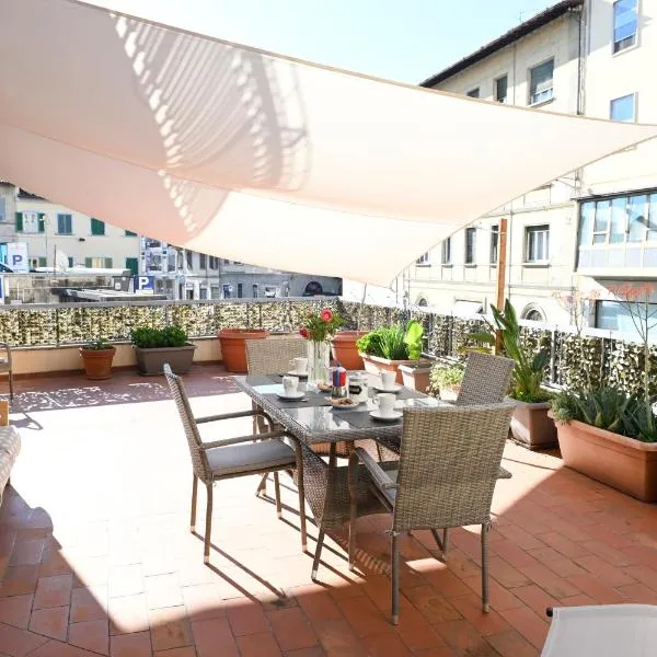 A casa di Eva e Paolo，位于佛罗伦萨的酒店