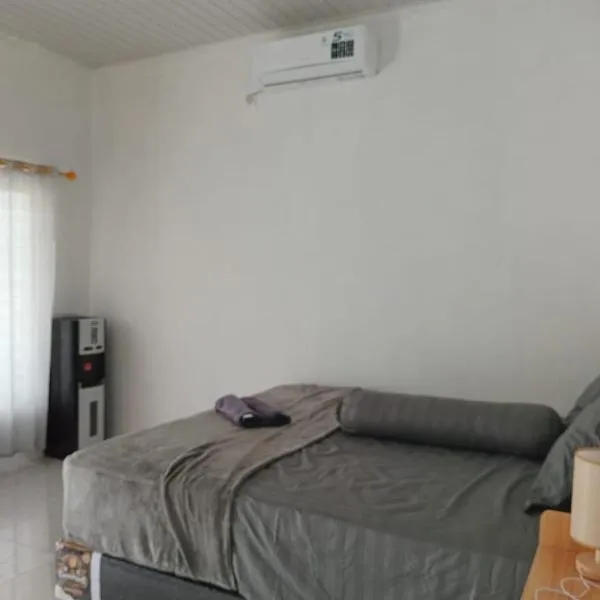 Adiba Homestay，位于Pulau Sarang的酒店