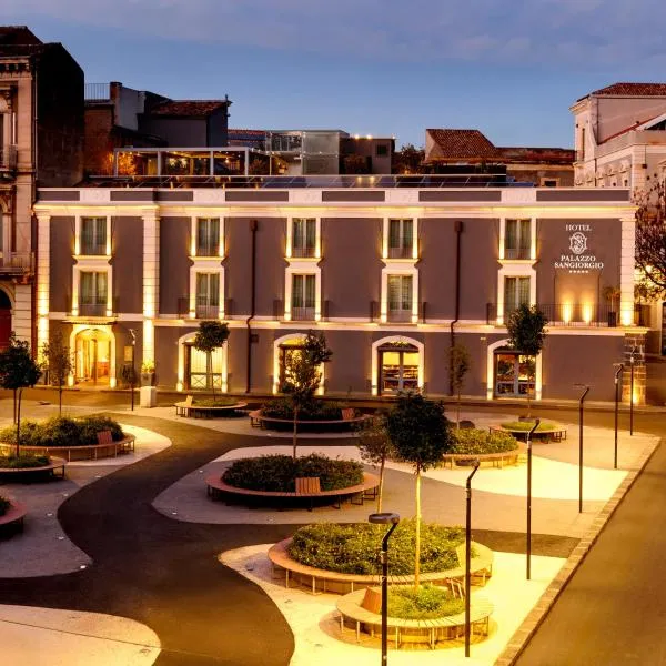 Palazzo Sangiorgio，位于卡塔尼亚的酒店