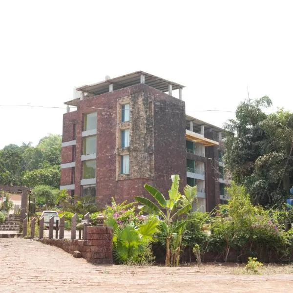 SeaFORT Beach Resort，位于Murūd的酒店