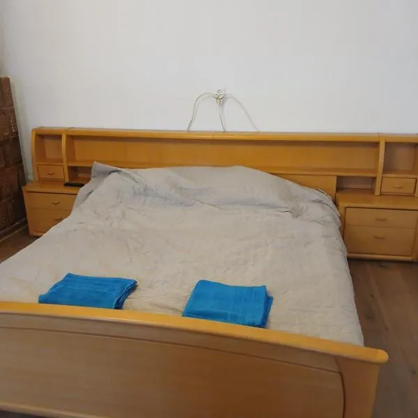 Casa Avocaților，位于Corabia的酒店