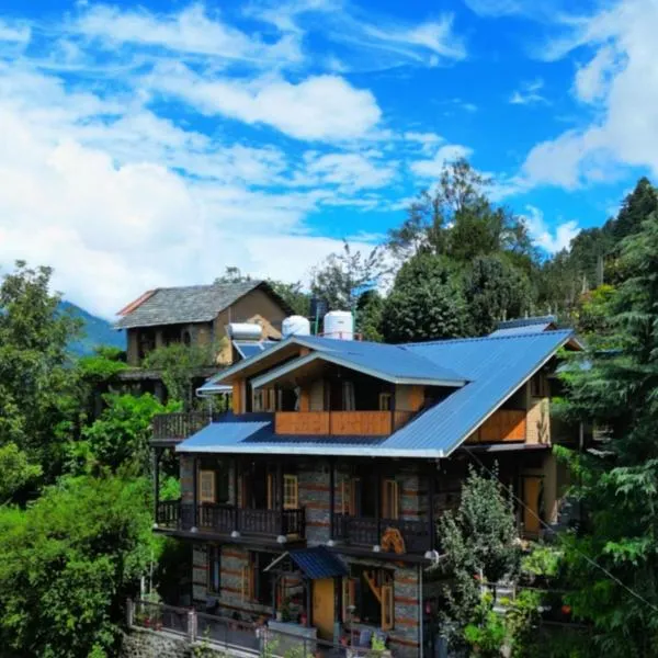 Rustic Roots Home Stay，位于纳加尔的酒店