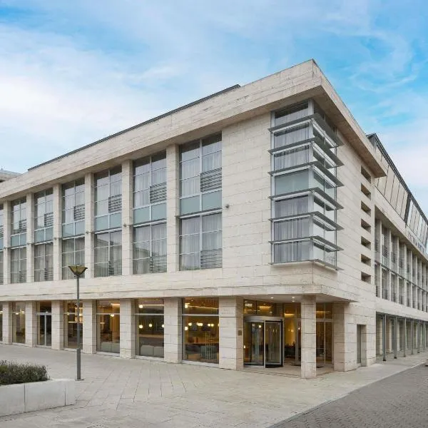 Hotel Lycium Debrecen - Handwritten Collection，位于德布勒森的酒店