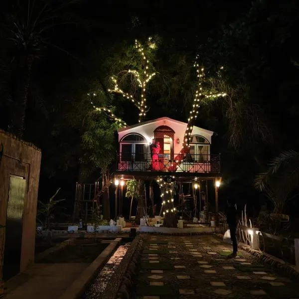 The 9th planet "Ecoliving Cult"，位于Qarīb的酒店