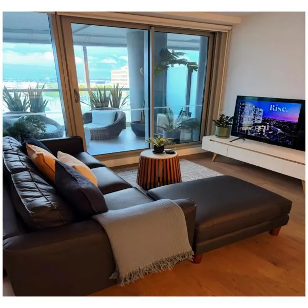 Rise to the top!，位于墨尔本的酒店