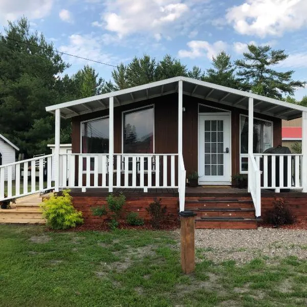 Chalet，位于Fort Coulonge的酒店