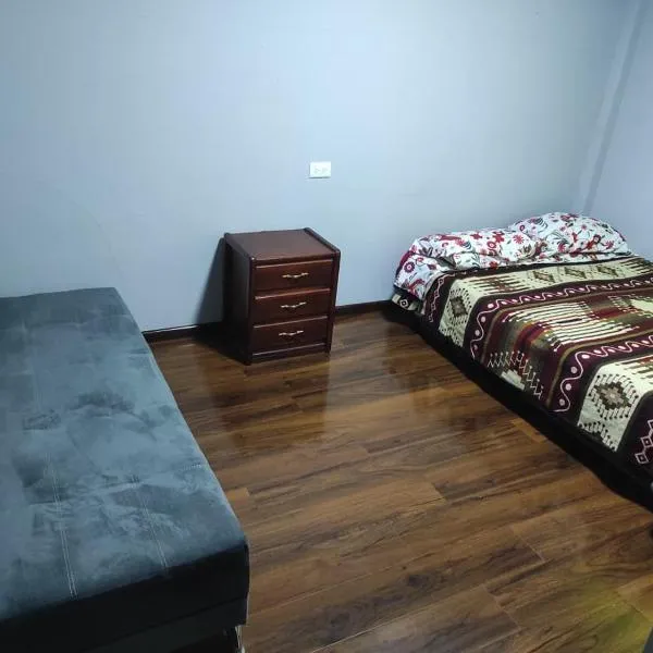 CASA ECUADOR Riobamba Chimborazo，位于里奥班巴的酒店