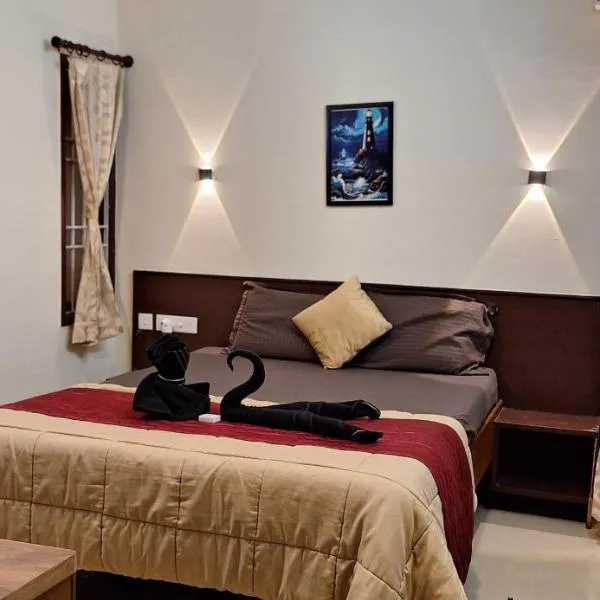 Nest Budget Inn，位于蓬蒂切里的酒店