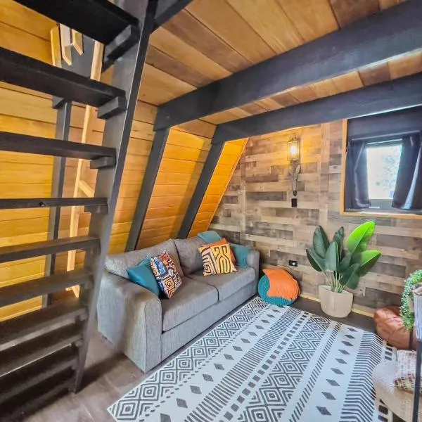 Africa787 A Frame Wood House With Pool in Lajas，位于拉哈斯的酒店