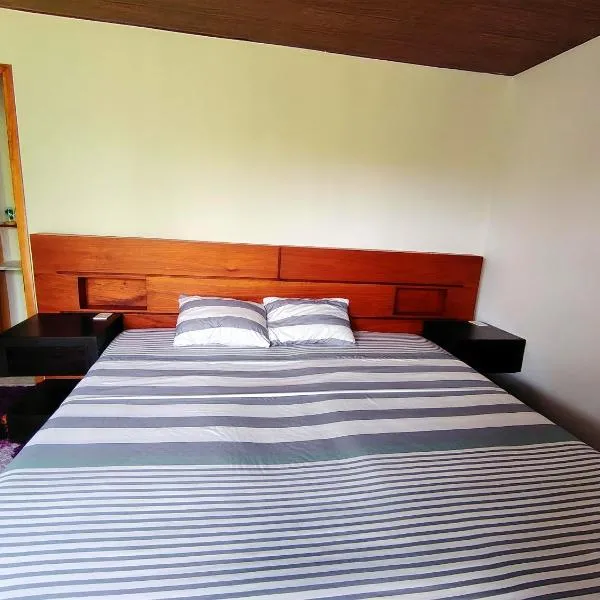 Homestay Natural Paradise habitación 3，位于圣克里斯托瓦尔的酒店