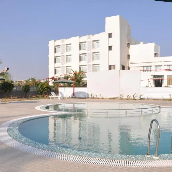 Goverdhan Greens Resort Dwarka l Hotels In Dwarka，位于德瓦尔卡的酒店
